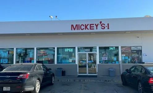 Mickey's -1 Convenience Food Store business photo