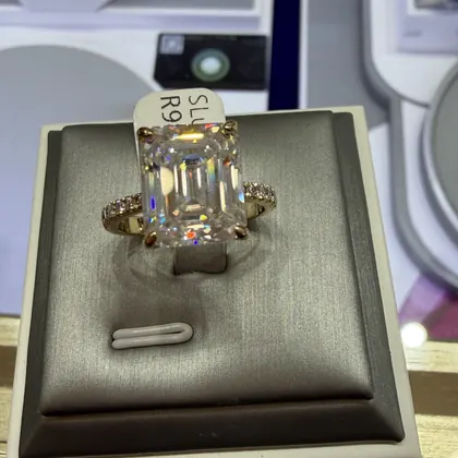 Sammy Luxia The Jewelers, business photo 3