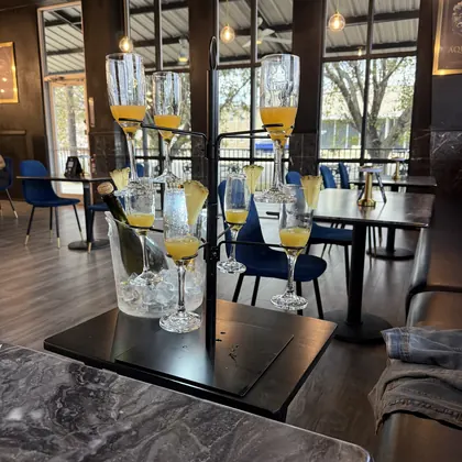 Zodiac Bar & Grill, business photo 3
